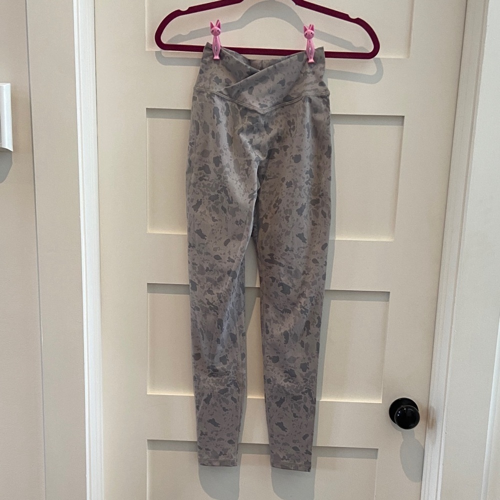 Alphalete Surface Power leggings Size small.​​ - Picture 2 of 11